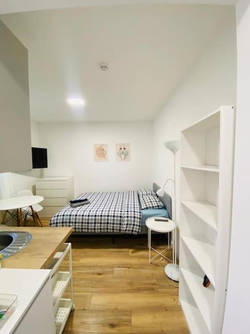Bezagenta Mozart8 Studio Easy Access To City Wifi Appartement Warschau Buitenkant foto