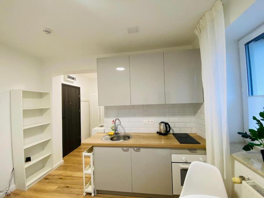 Bezagenta Mozart8 Studio Easy Access To City Wifi Appartement Warschau Buitenkant foto